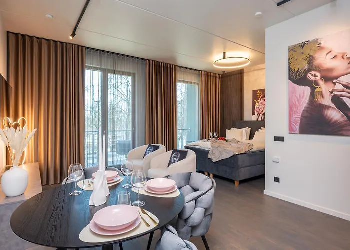 Belhome Kueueni In The Center تارتو